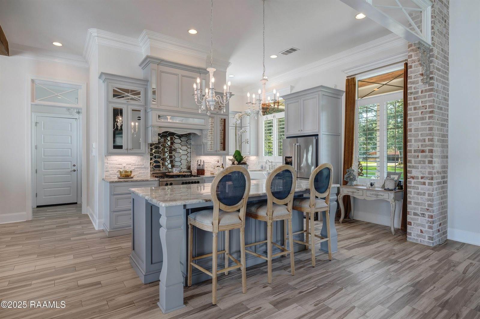 111 Sandalwood Drive, New Iberia, LA 70563