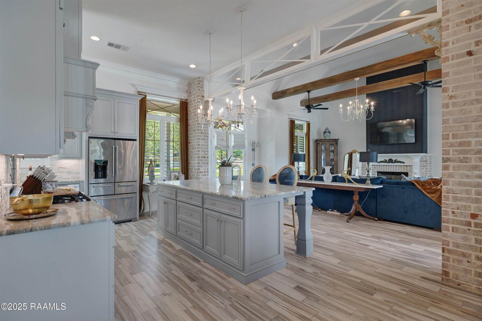 111 Sandalwood Drive, New Iberia, LA 70563