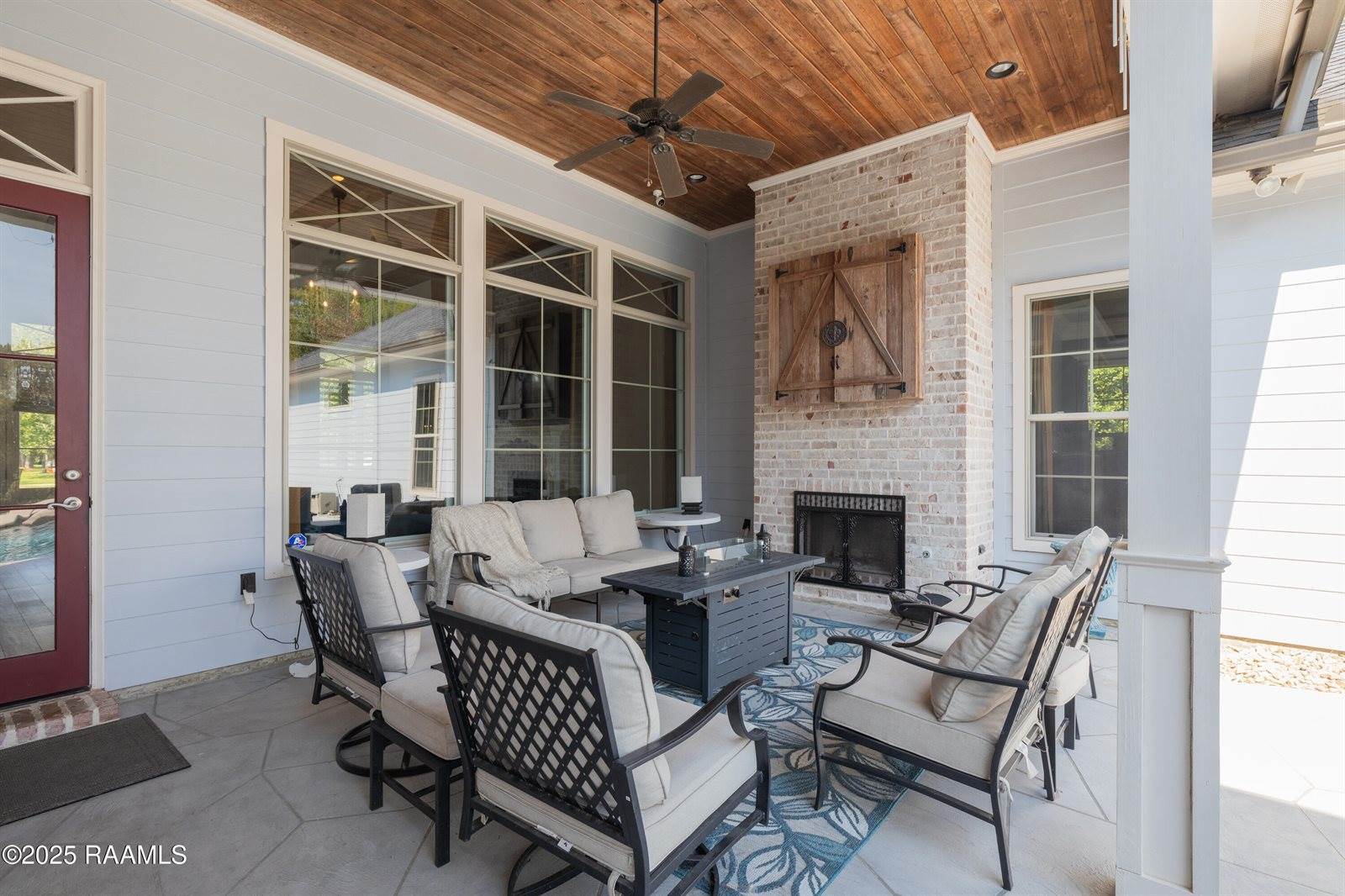 111 Sandalwood Drive, New Iberia, LA 70563