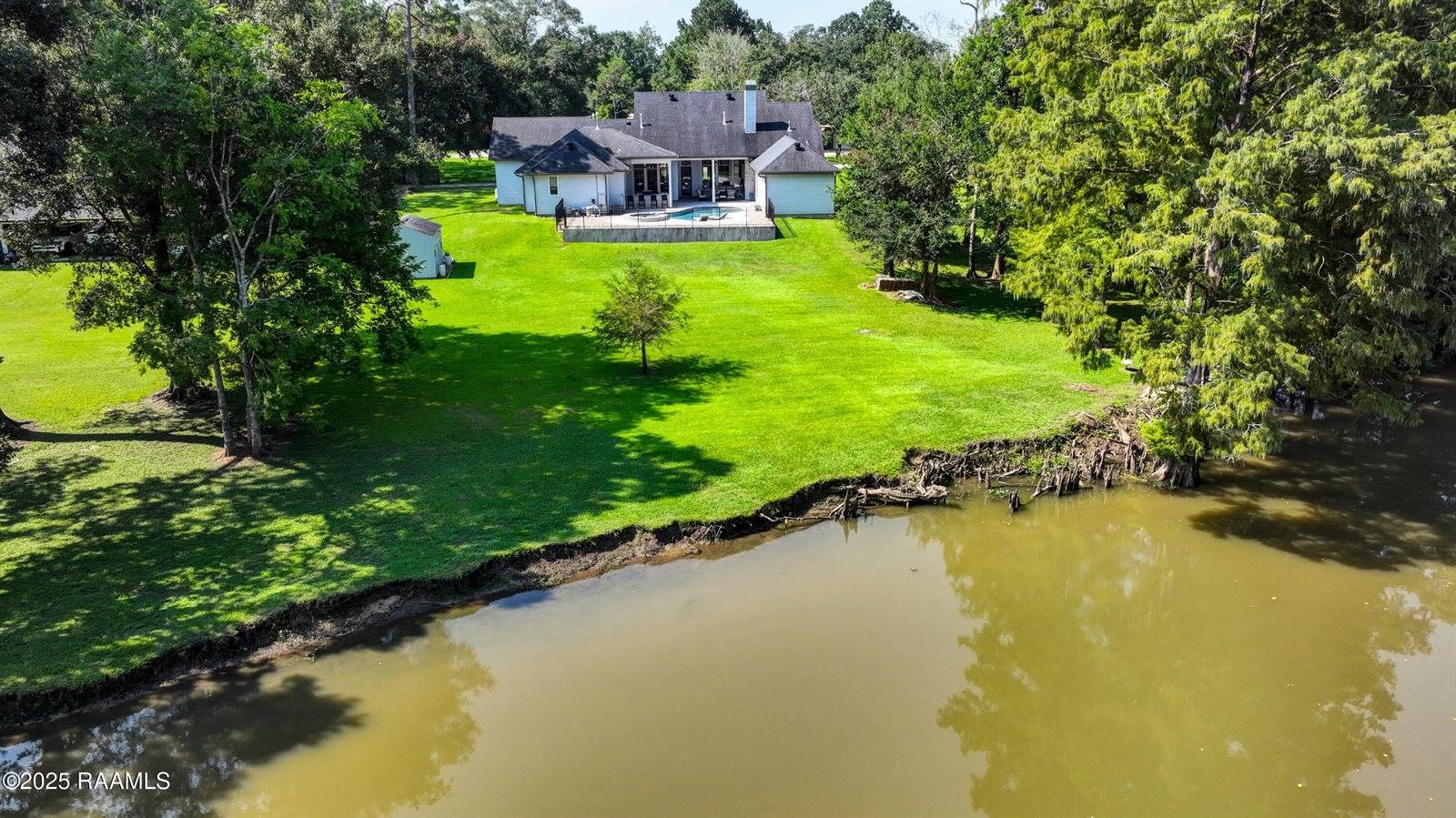 111 Sandalwood Drive, New Iberia, LA 70563