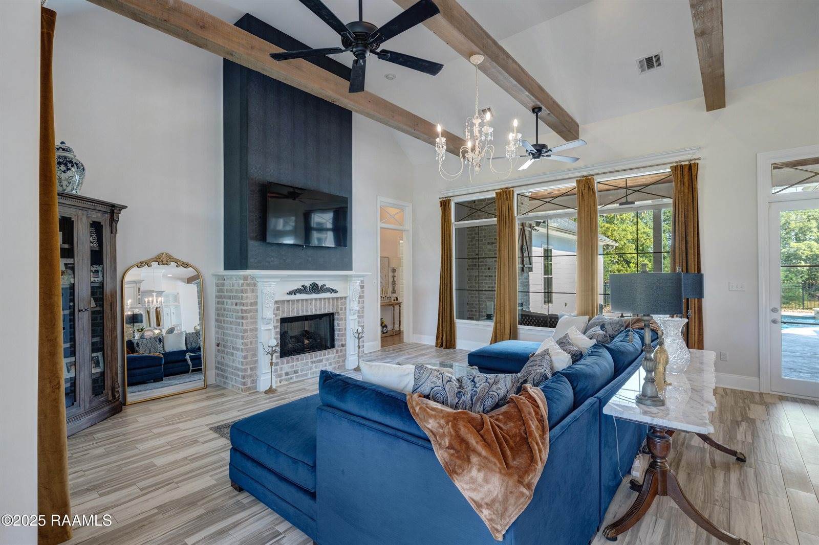 111 Sandalwood Drive, New Iberia, LA 70563