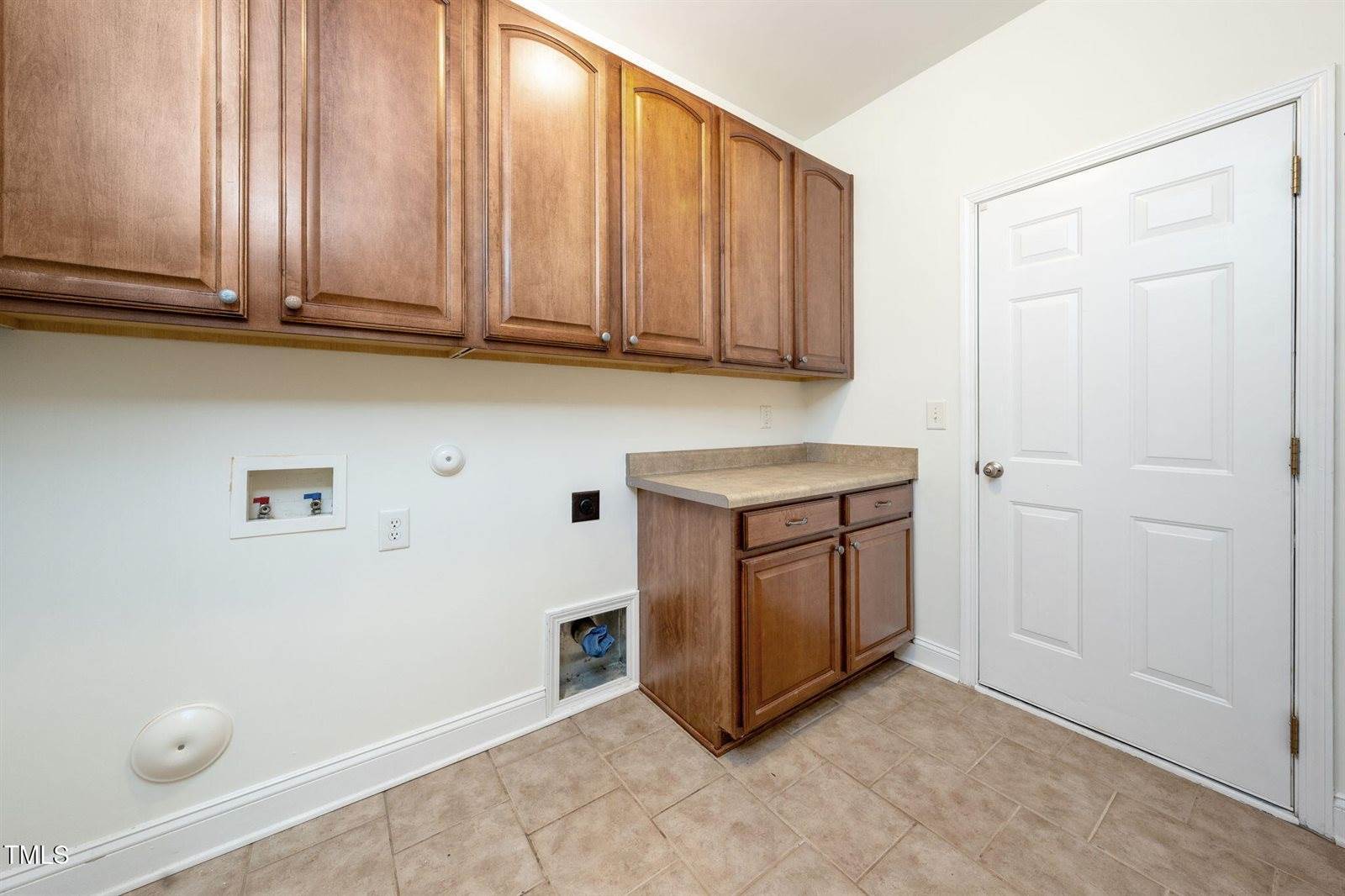 532 Front Ridge Drive, Cary, NC 27519