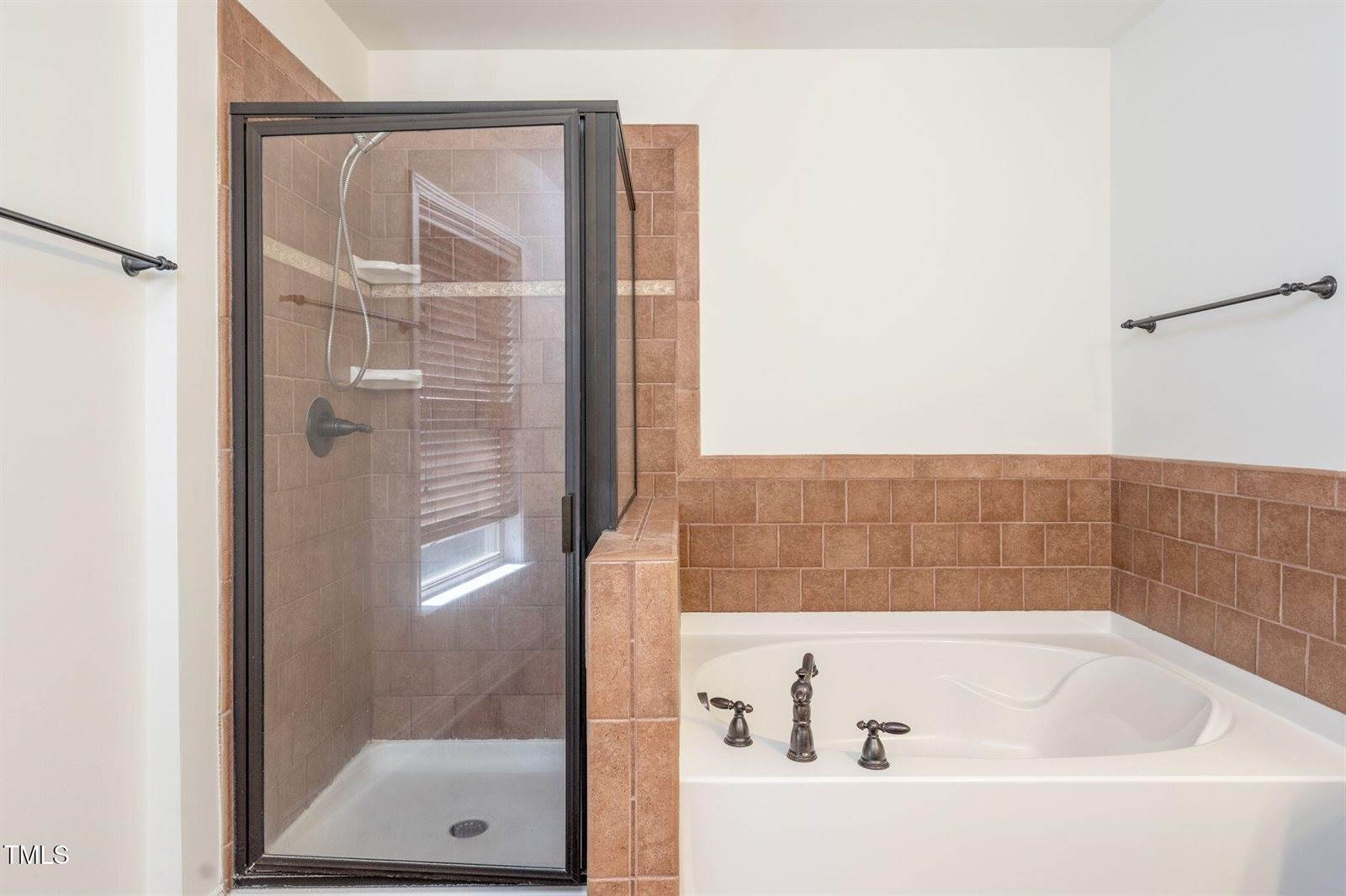 532 Front Ridge Drive, Cary, NC 27519