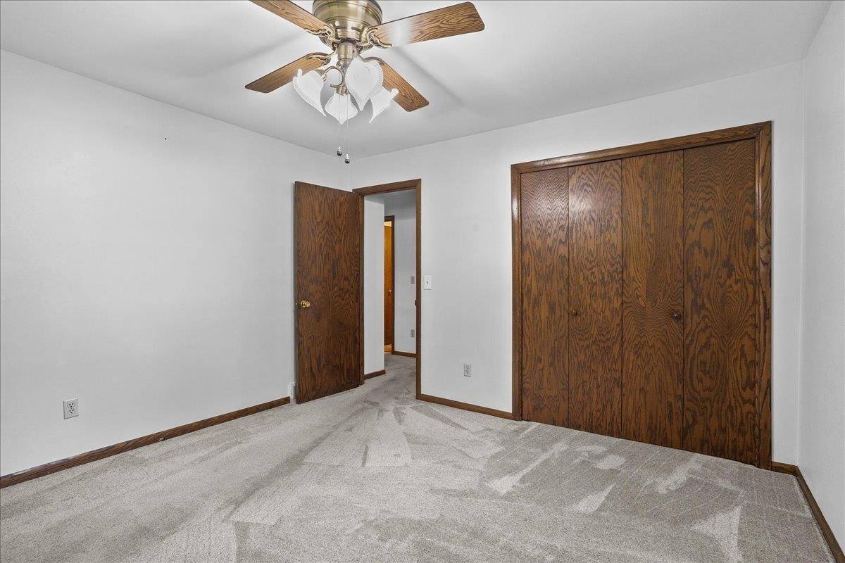 2706 S Maywood Avenue, Marshfield, WI 54449