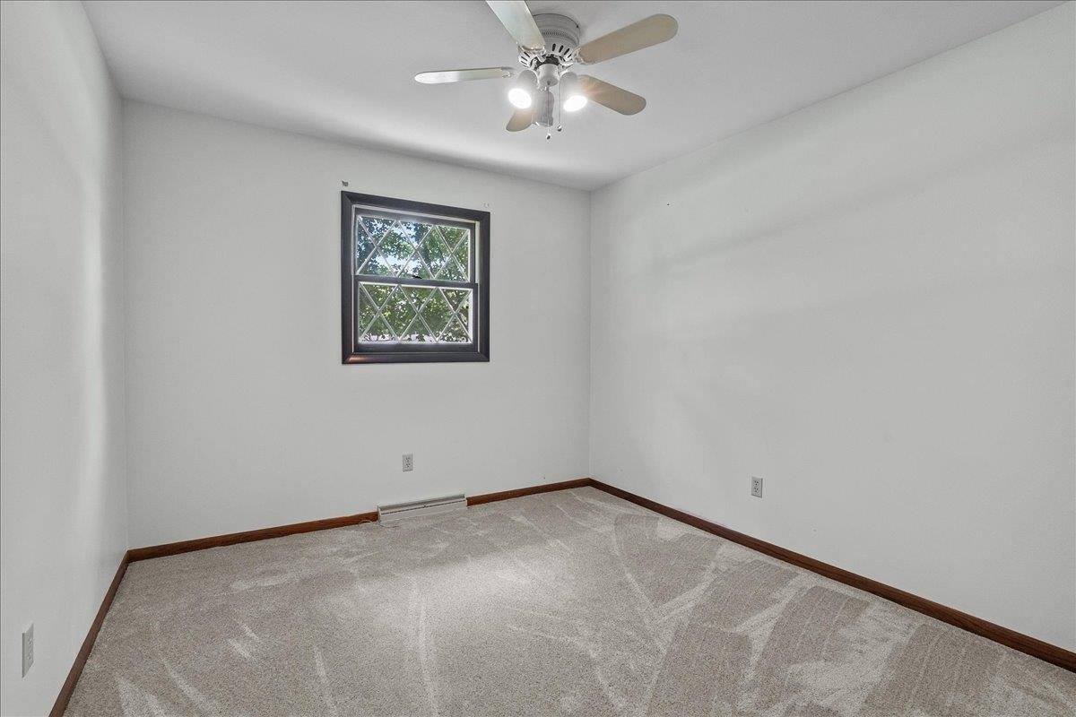 2706 S Maywood Avenue, Marshfield, WI 54449