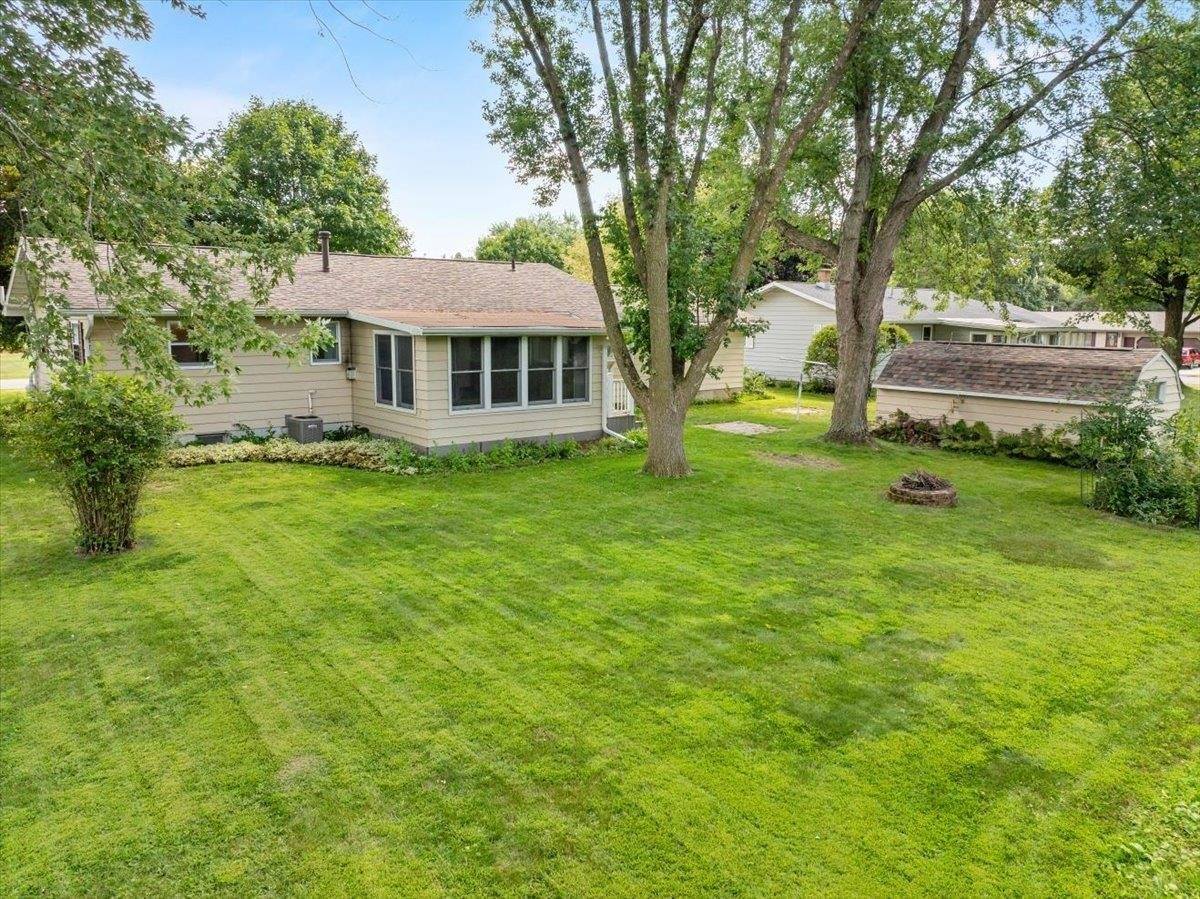 2706 S Maywood Avenue, Marshfield, WI 54449