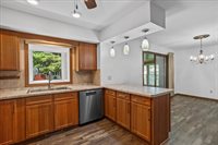 2706 S Maywood Avenue, Marshfield, WI 54449