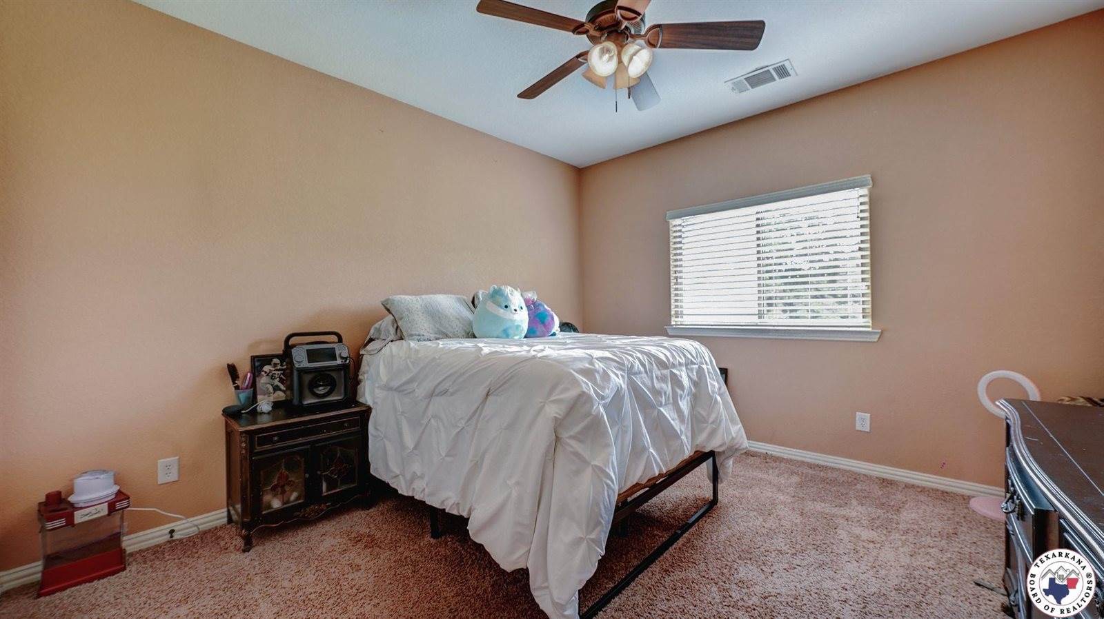 3088 Buchanan Loop Rd, Texarkana, TX 75501