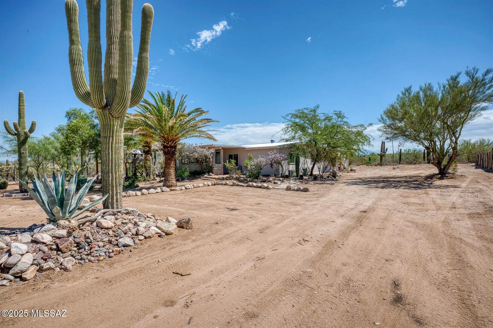 6080 North Bobcat Lane, Marana, AZ 85743