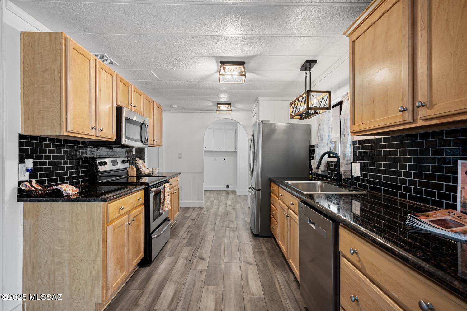 6080 North Bobcat Lane, Marana, AZ 85743