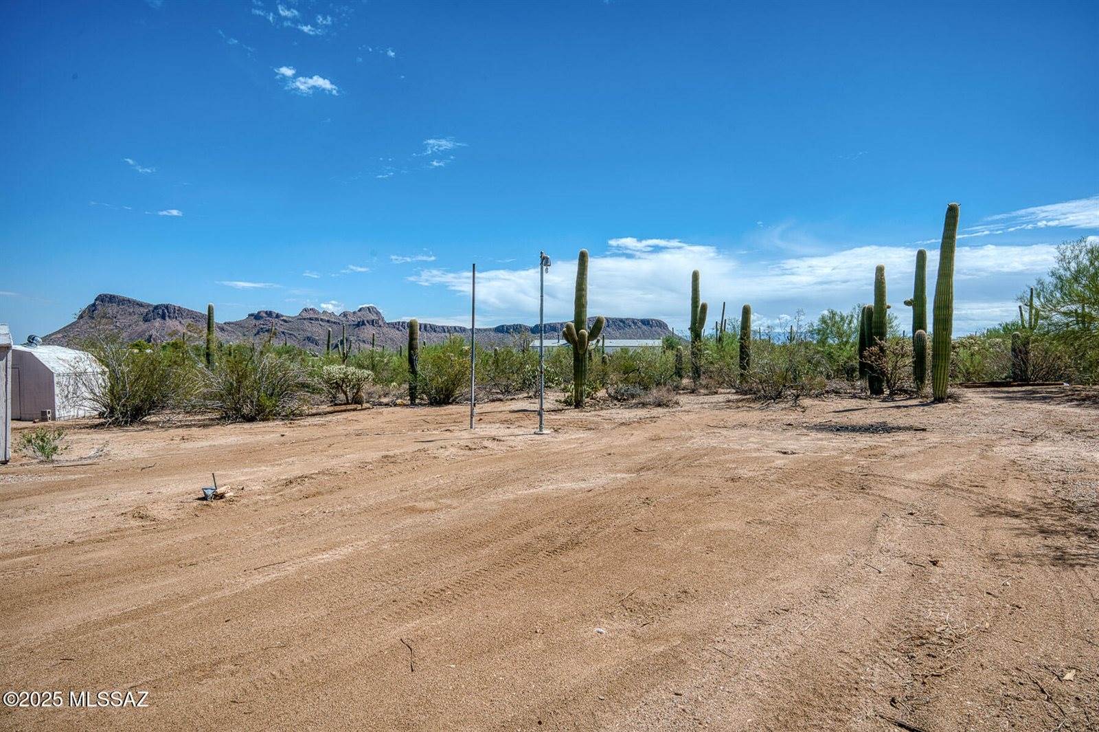 6080 North Bobcat Lane, Marana, AZ 85743