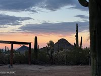 6080 North Bobcat Lane, Marana, AZ 85743