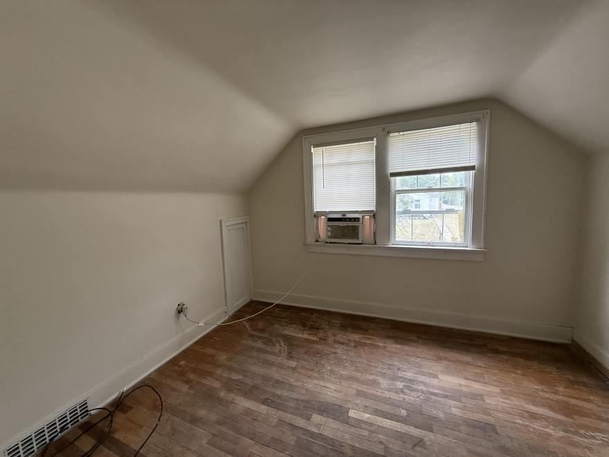 2700 SE Minnesota, Topeka, KS 66605