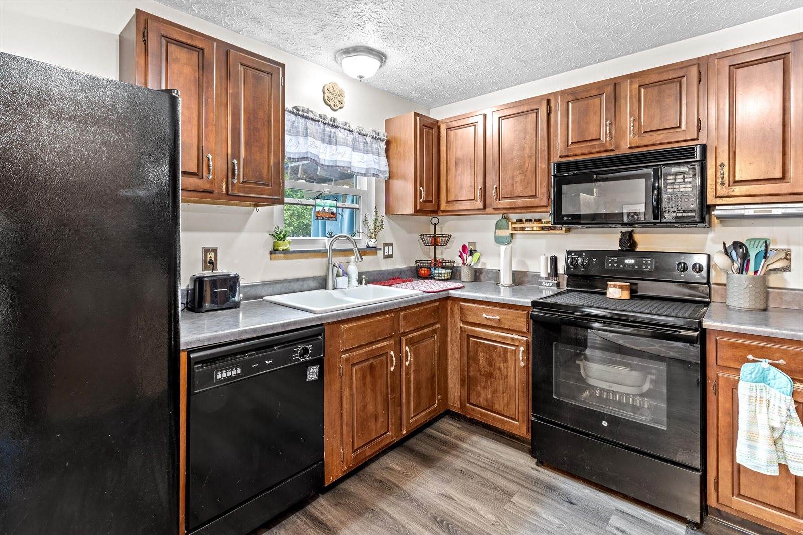 7921 Worthington Galena Road, Worthington, OH 43085