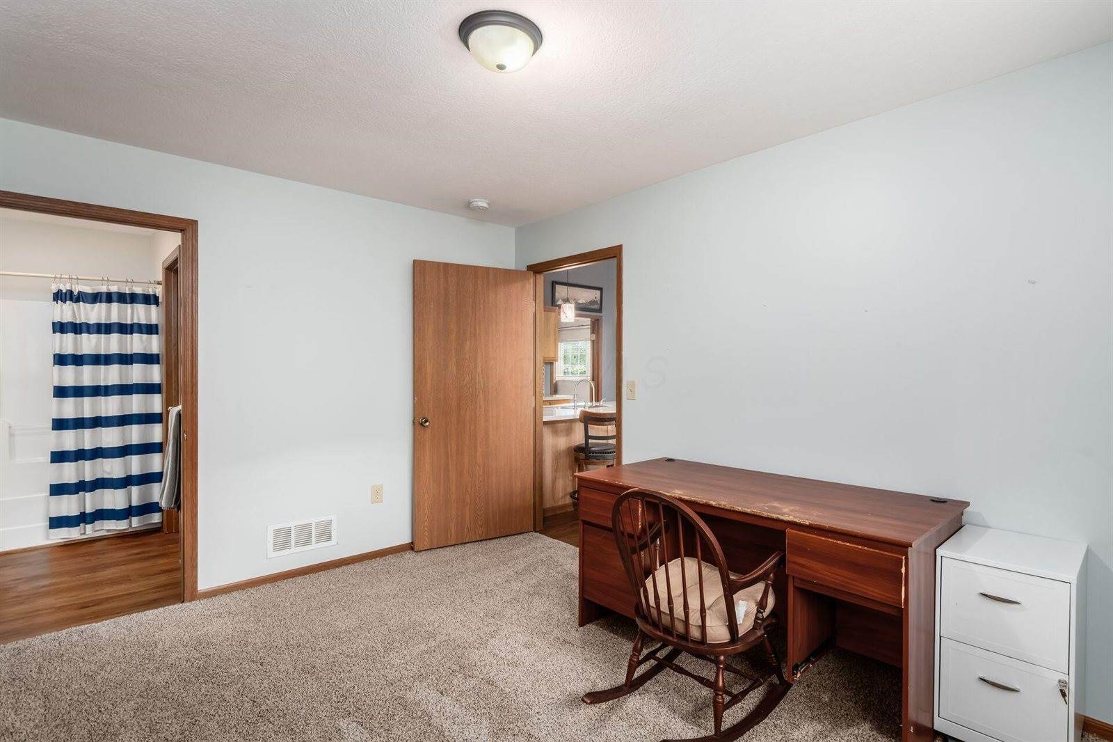 6808 Newrock Drive, New Albany, OH 43054