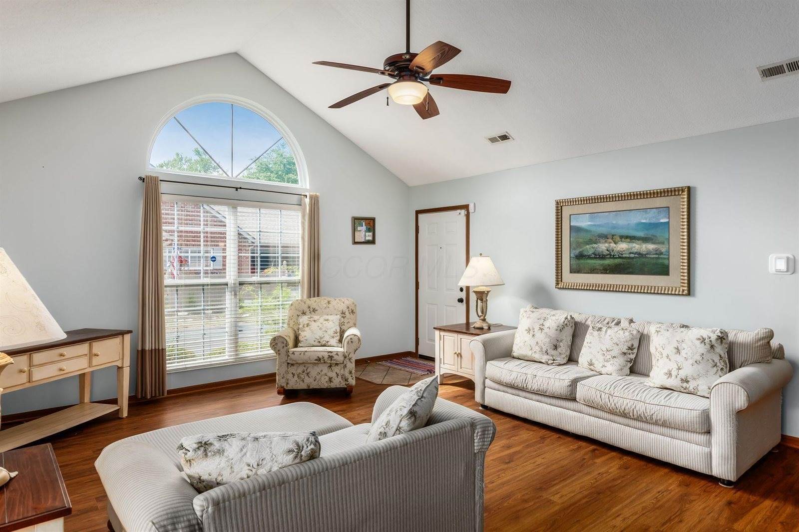 6808 Newrock Drive, New Albany, OH 43054