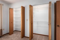 6808 Newrock Drive, New Albany, OH 43054