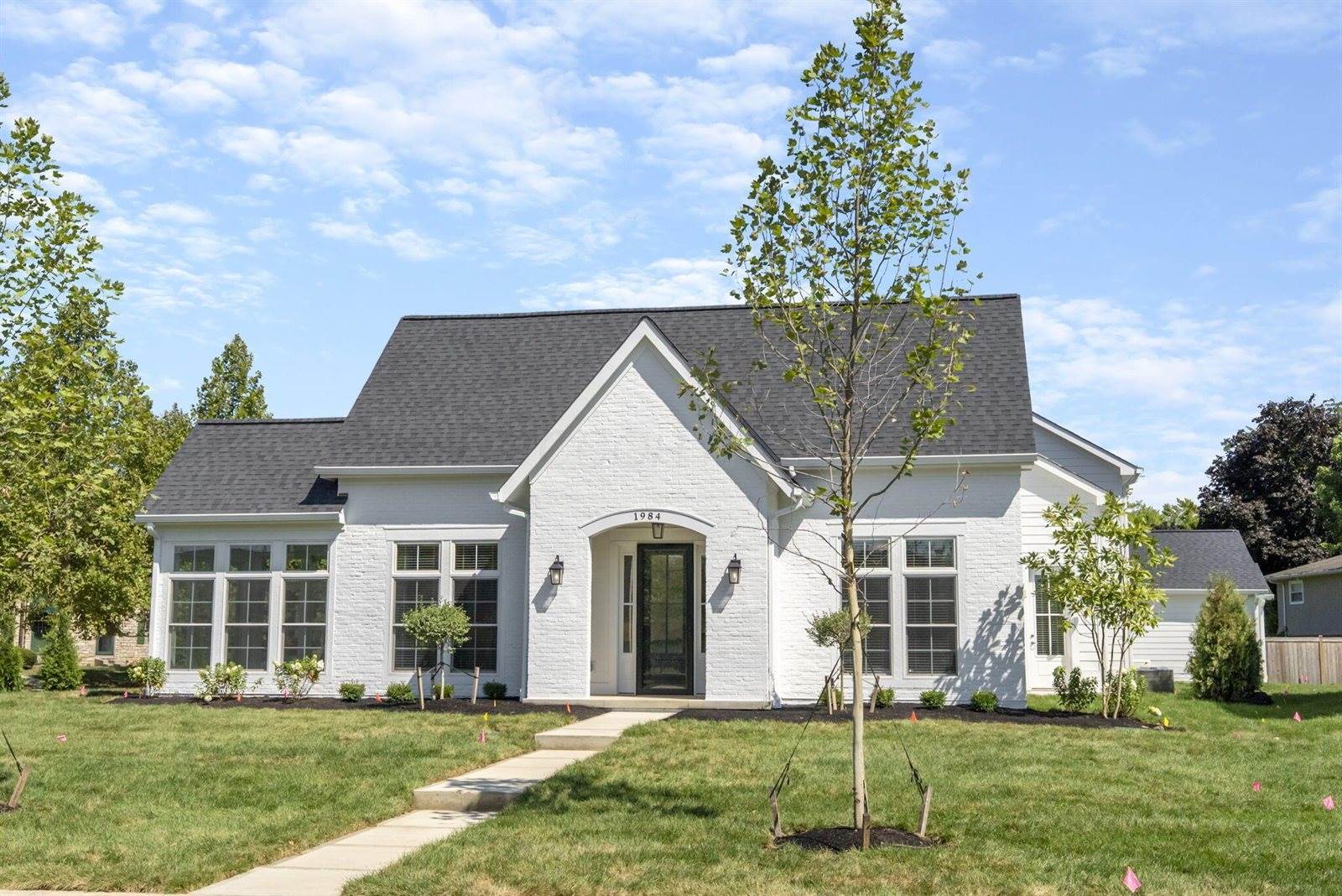 1984 Ridgeview Road, Columbus, OH 43221