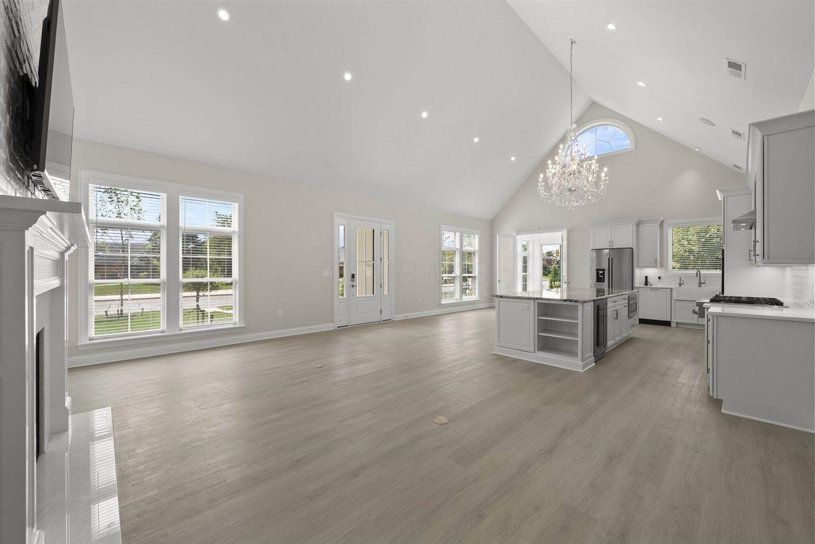 1984 Ridgeview Road, Columbus, OH 43221