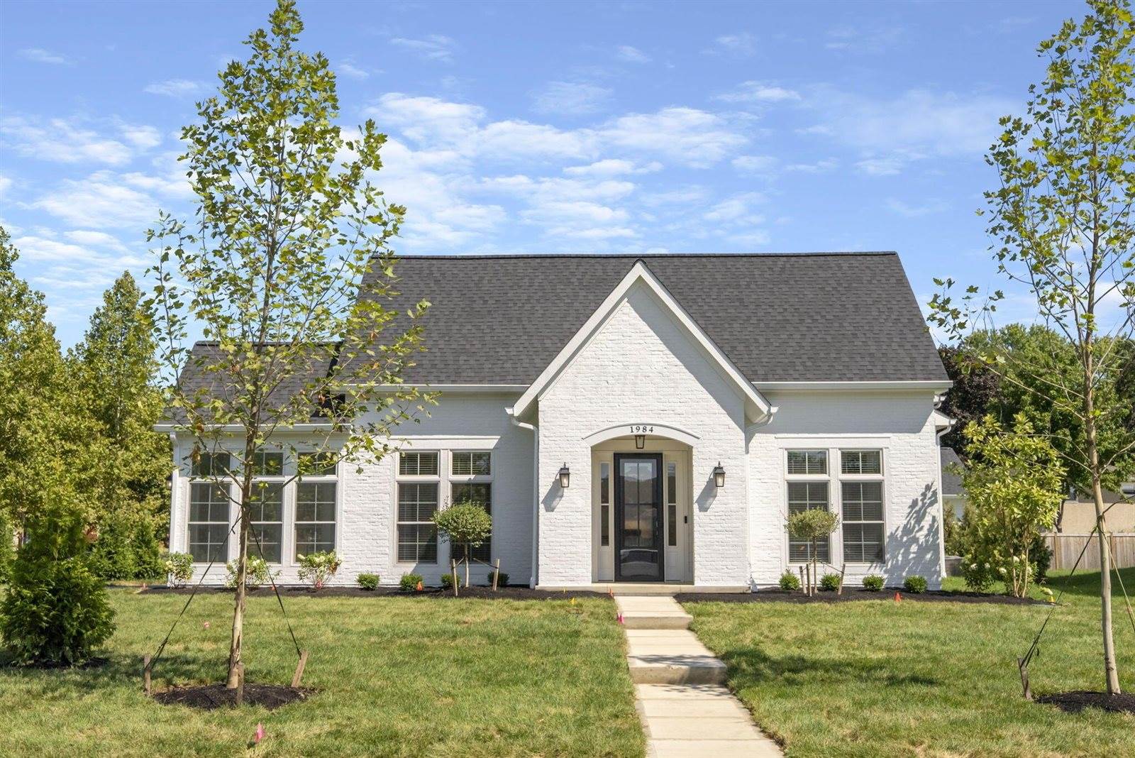 1984 Ridgeview Road, Columbus, OH 43221