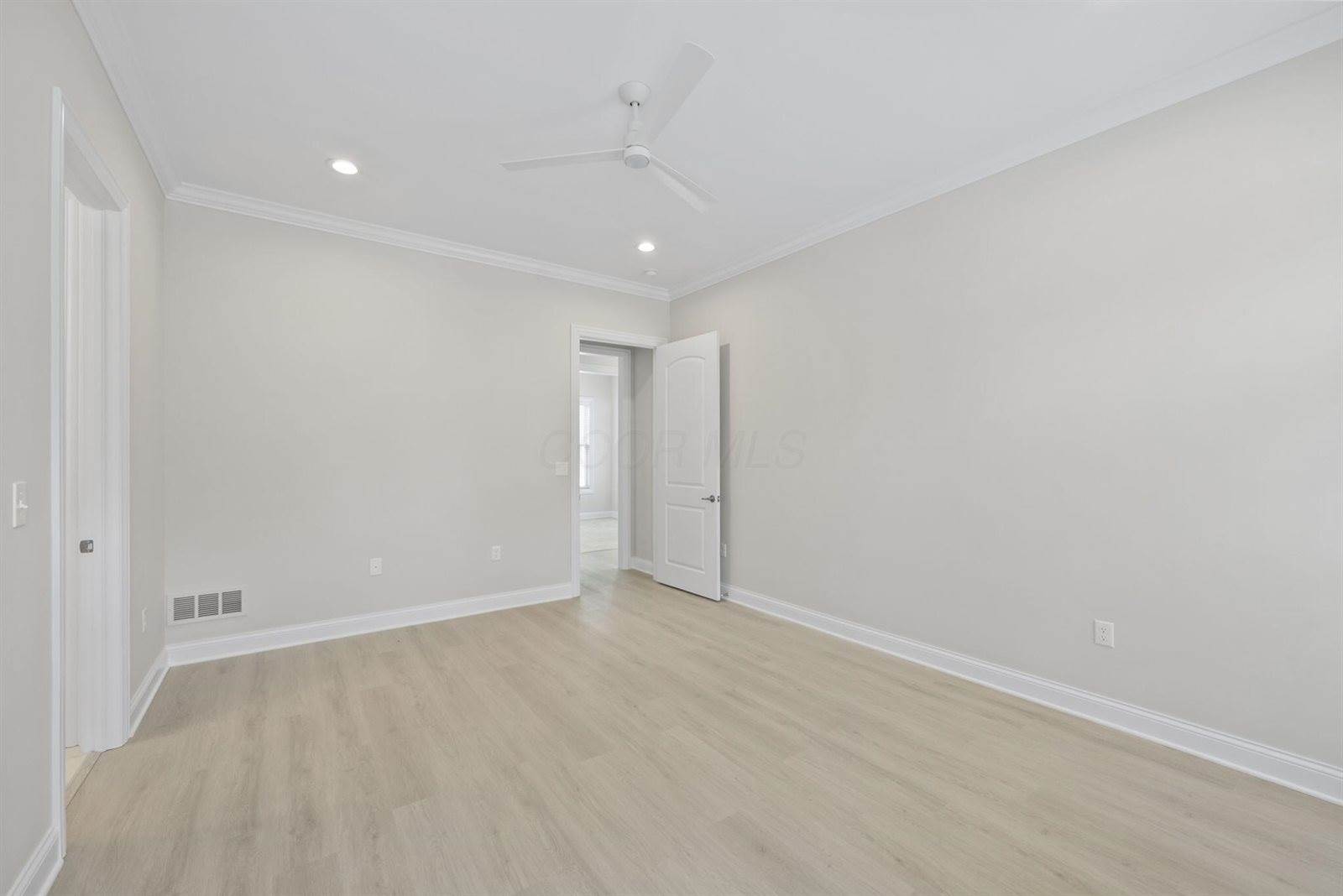 1984 Ridgeview Road, Columbus, OH 43221