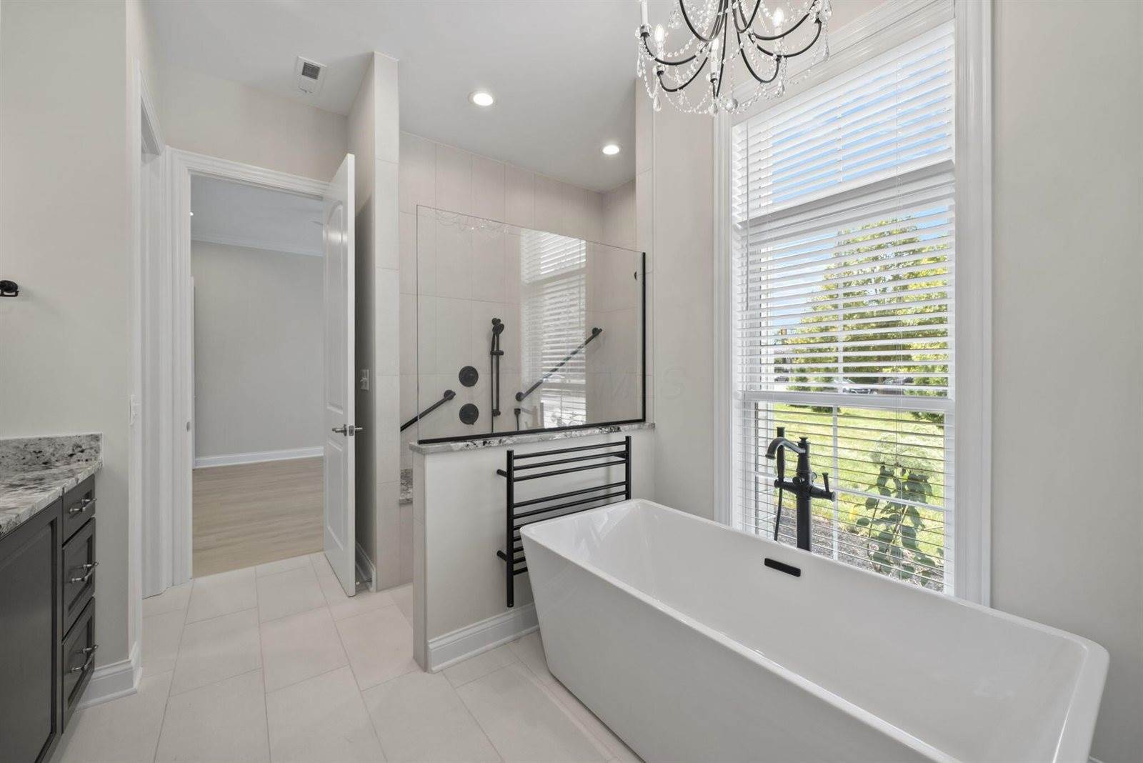 1984 Ridgeview Road, Columbus, OH 43221