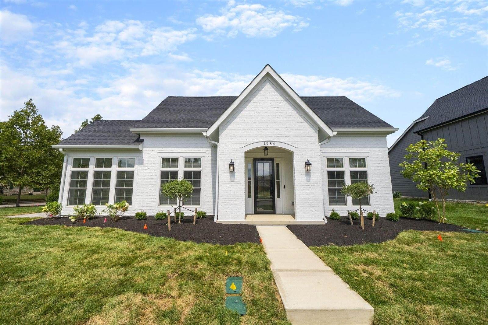 1984 Ridgeview Road, Columbus, OH 43221