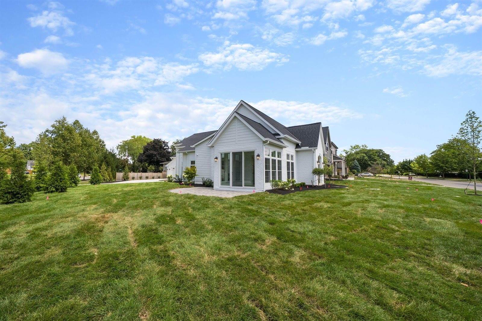 1984 Ridgeview Road, Columbus, OH 43221