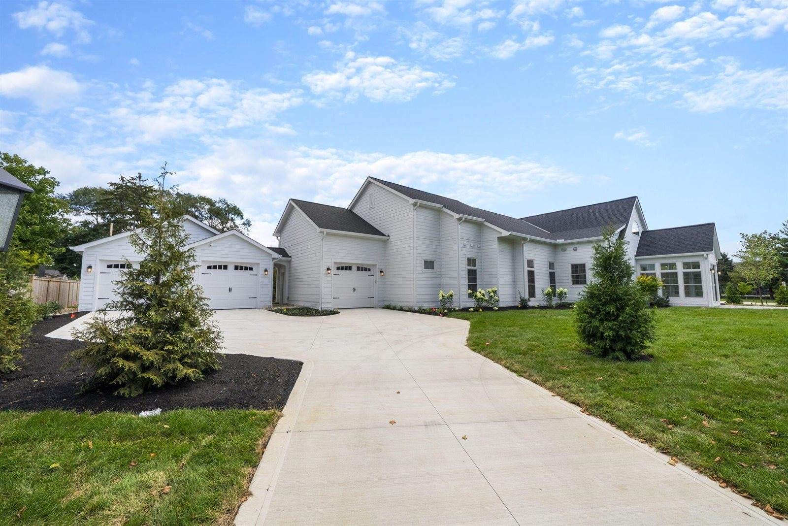 1984 Ridgeview Road, Columbus, OH 43221