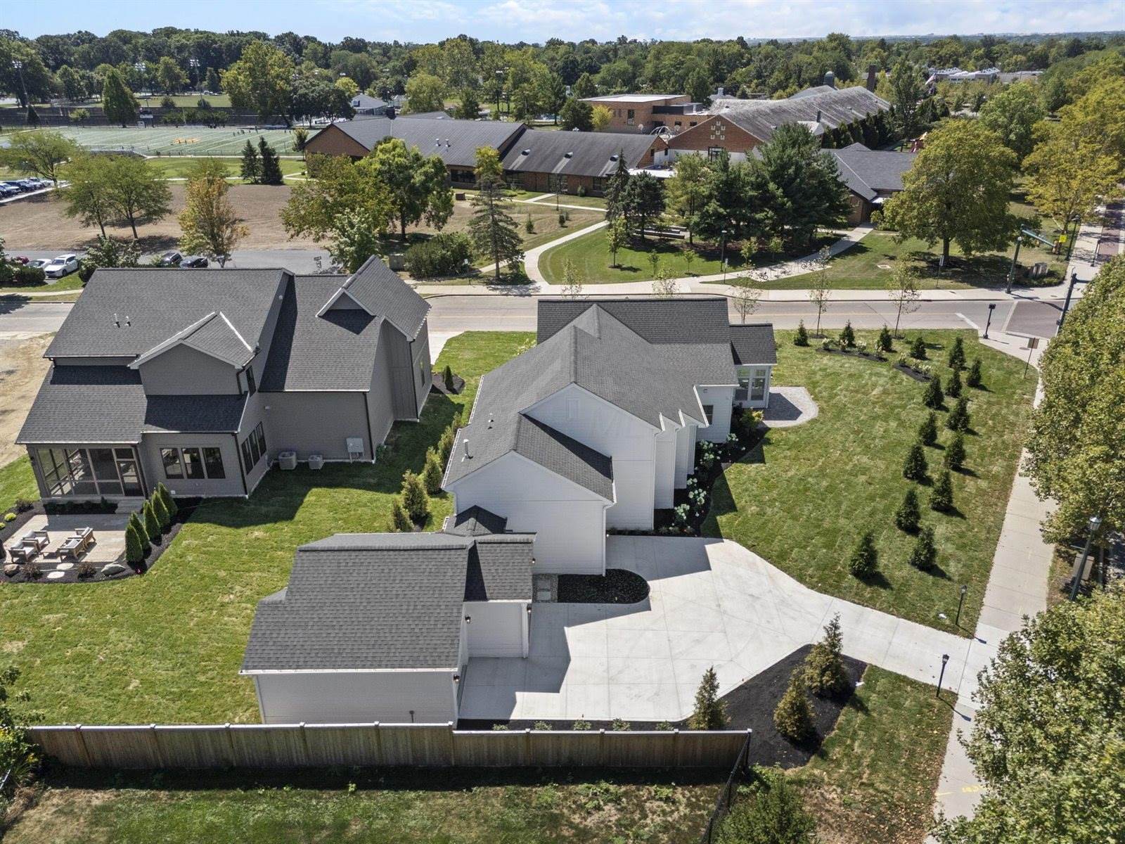 1984 Ridgeview Road, Columbus, OH 43221