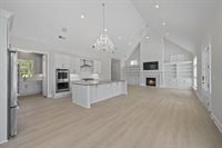 1984 Ridgeview Road, Columbus, OH 43221