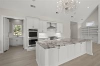 1984 Ridgeview Road, Columbus, OH 43221