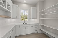 1984 Ridgeview Road, Columbus, OH 43221