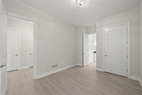 1984 Ridgeview Road, Columbus, OH 43221