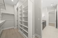 1984 Ridgeview Road, Columbus, OH 43221