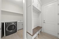 1984 Ridgeview Road, Columbus, OH 43221