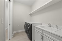 1984 Ridgeview Road, Columbus, OH 43221