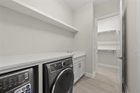 1984 Ridgeview Road, Columbus, OH 43221