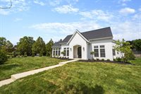 1984 Ridgeview Road, Columbus, OH 43221