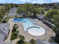 1984 Ridgeview Road, Columbus, OH 43221