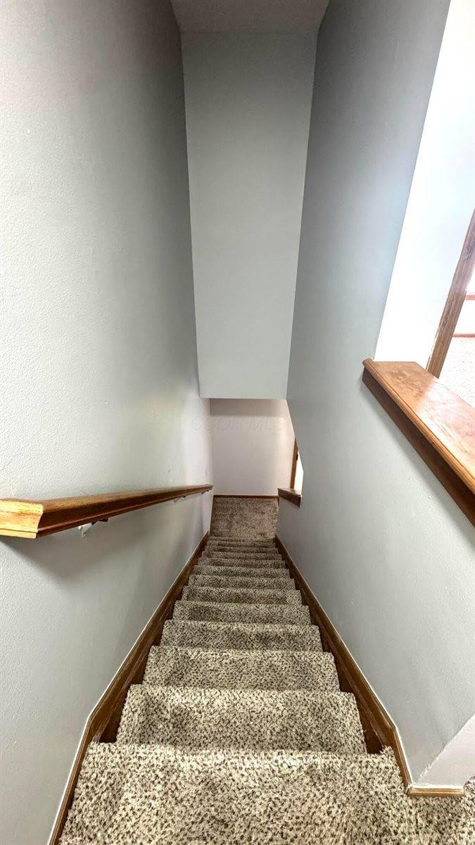 4348 Shady Meadows Drive, Grove City, OH 43123