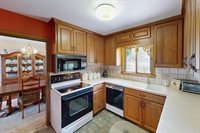 1402 Adrian Blvd, Fort Atkinson, WI 53538