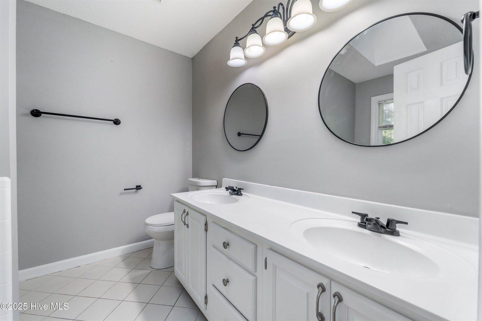 902 Welsh Lane, Jacksonville, NC 28546