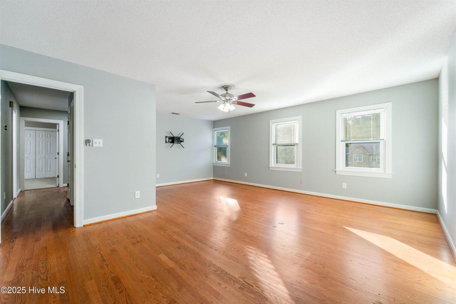 902 Welsh Lane, Jacksonville, NC 28546