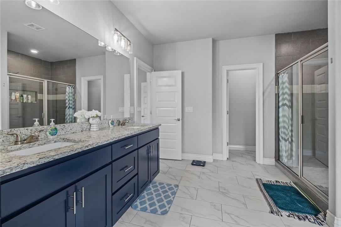 1010 Huntleigh Drive, Bentonville, AR 72713