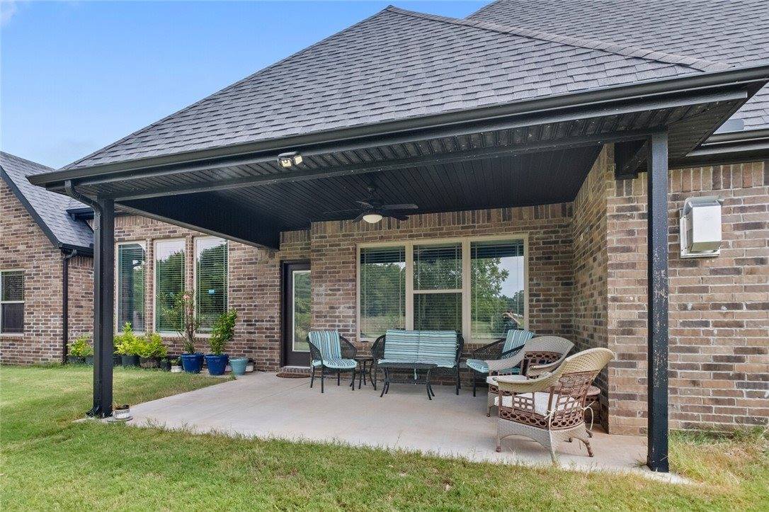 1010 Huntleigh Drive, Bentonville, AR 72713