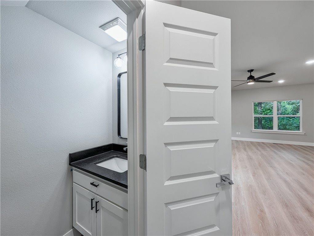 6 Duart Lane, Bella Vista, AR 72715