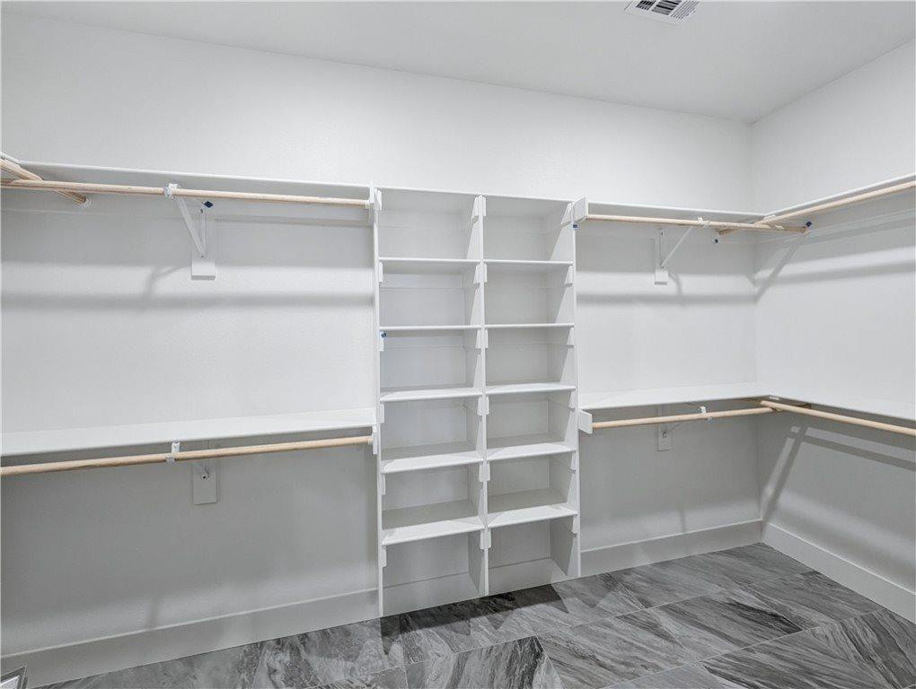 6 Duart Lane, Bella Vista, AR 72715