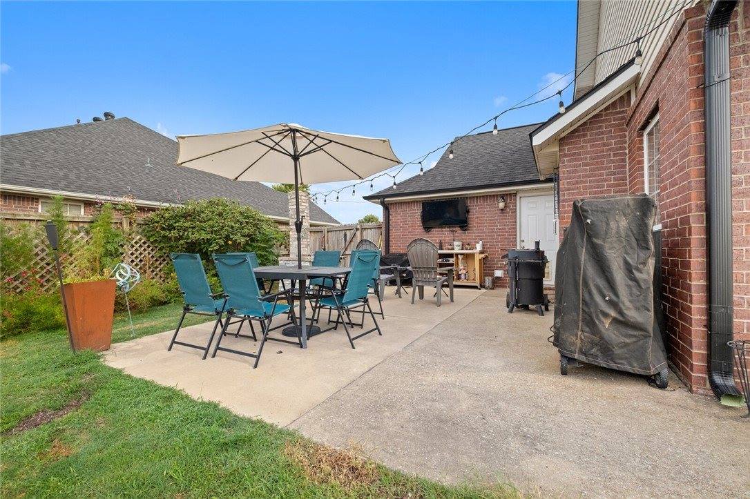 631 Paint Lane, Centerton, AR 72719