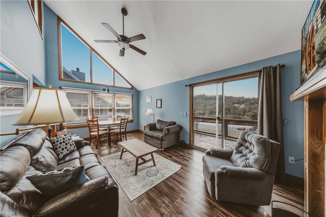 11 Green Meadow Lane, #1, Holiday Island, AR 72631